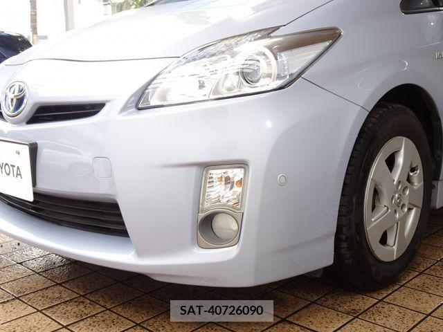 Toyota PRIUS 2010-02 322091-11