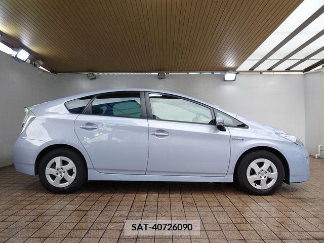 Toyota PRIUS 2010-02 322091-9