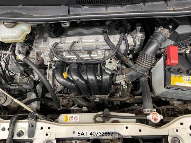 Toyota VOXY 2018-03 215780-19