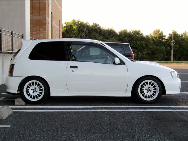 Toyota STARLET 1999-03 20017-6