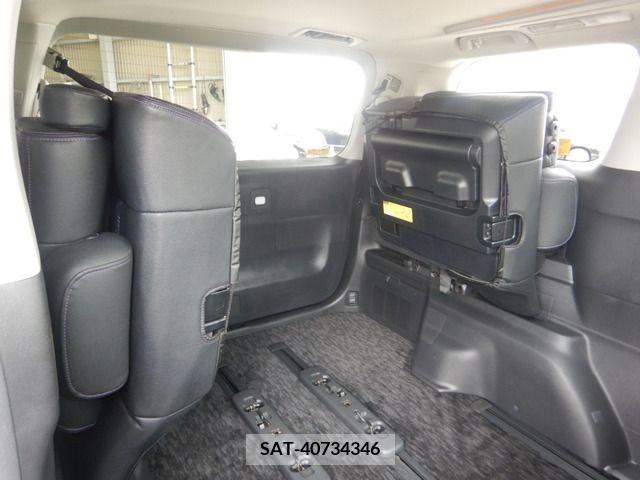Toyota ALPHARD 2012-10 385394-19