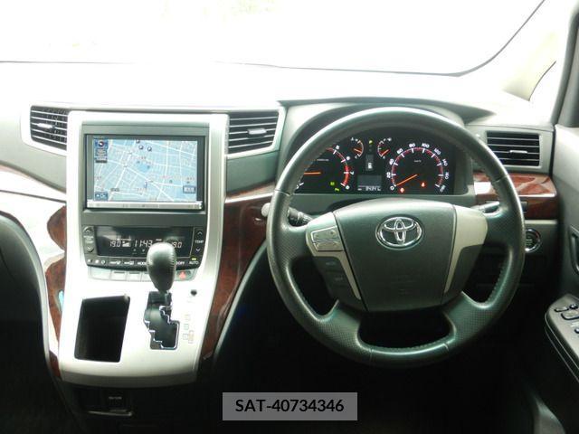 Toyota ALPHARD 2012-10 385394-15