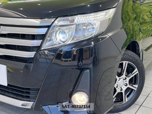 Toyota NOAH 2014-10 365161-13