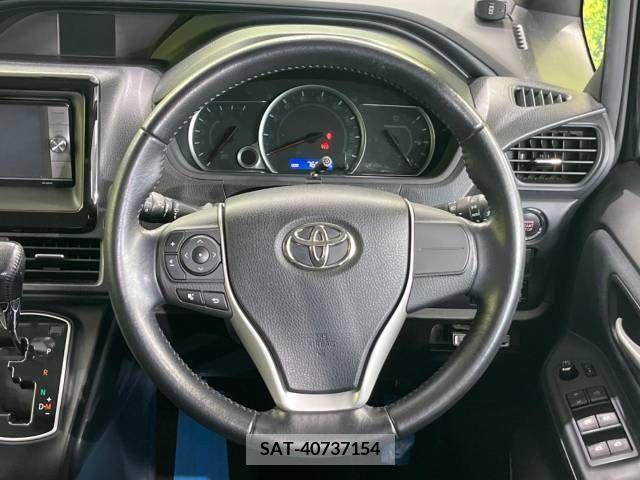 Toyota NOAH 2014-10 365161-12