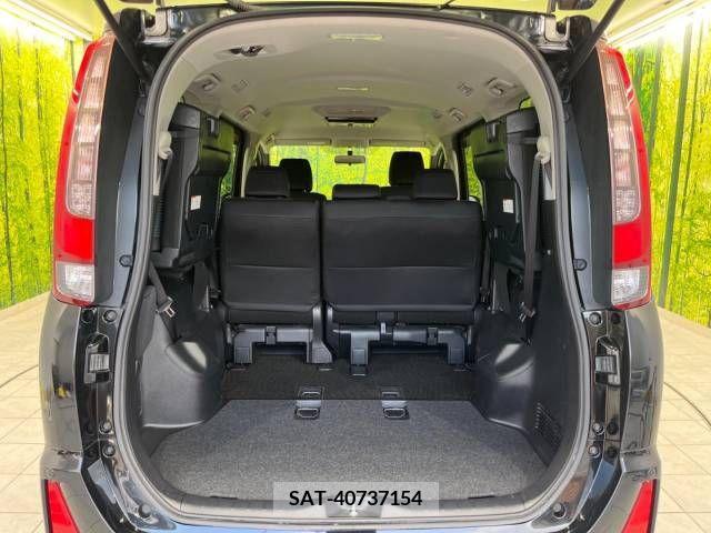 Toyota NOAH 2014-10 365161-11