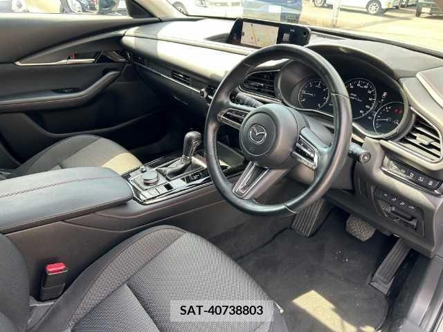 Mazda CX-30 2022-06 331989-21
