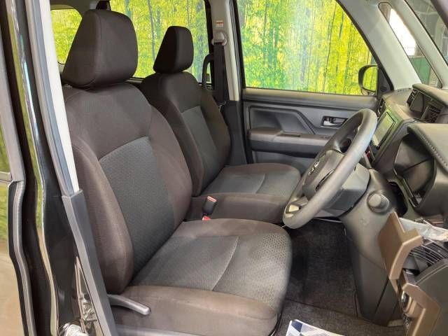 Toyota ROOMY 2023-04 28412-8