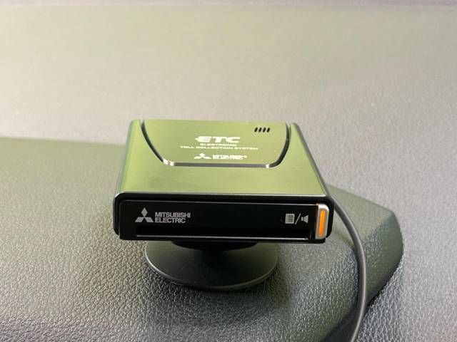 Toyota ROOMY 2023-04 28412-4