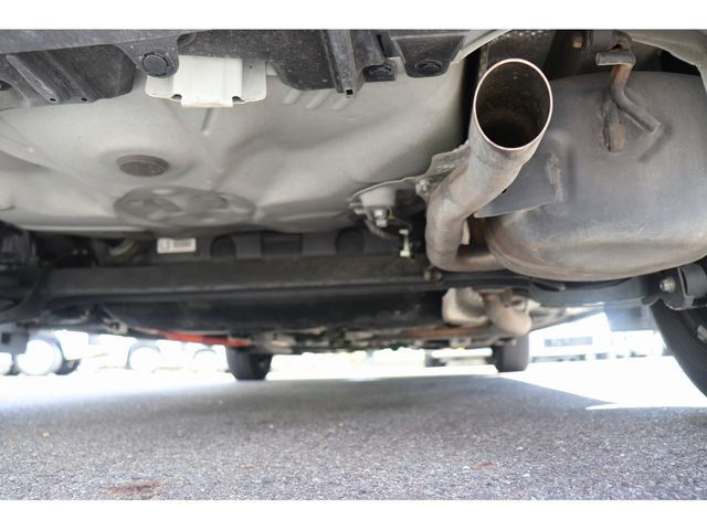 Toyota VITZ HYBRID 2017-08 182875-9