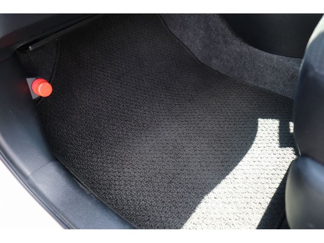 Toyota VITZ HYBRID 2017-08 182875-19
