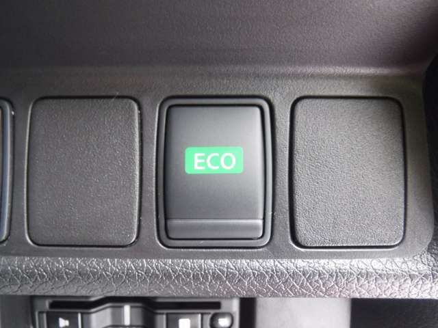 Nissan X-TRAIL 2015-10 7412-7
