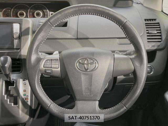 Toyota VOXY 2012-06 327844-12