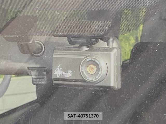 Toyota VOXY 2012-06 327844-6