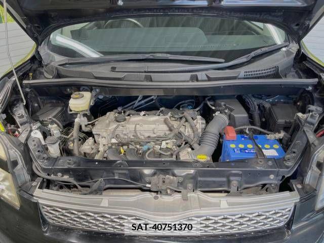 Toyota VOXY 2012-06 327844-19