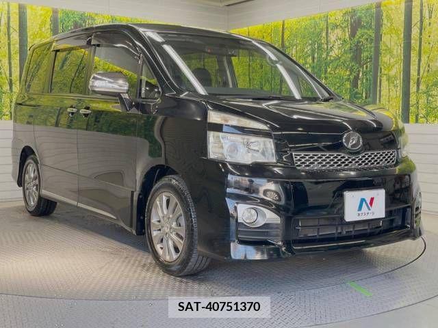 Toyota VOXY 2012-06 327844-17