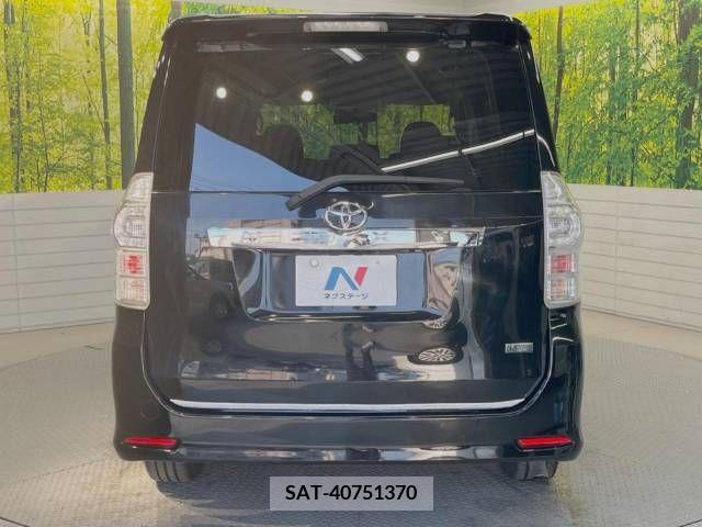 Toyota VOXY 2012-06 327844-16