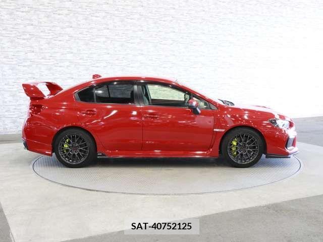 Subaru WRX STI 2018-10 371143-11