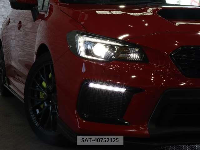 Subaru WRX STI 2018-10 371143-13