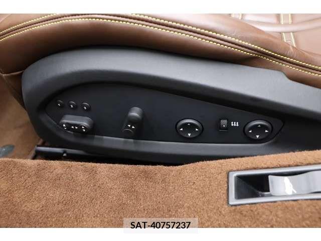 Ferrari 488 Spider 2018-08 240848-8
