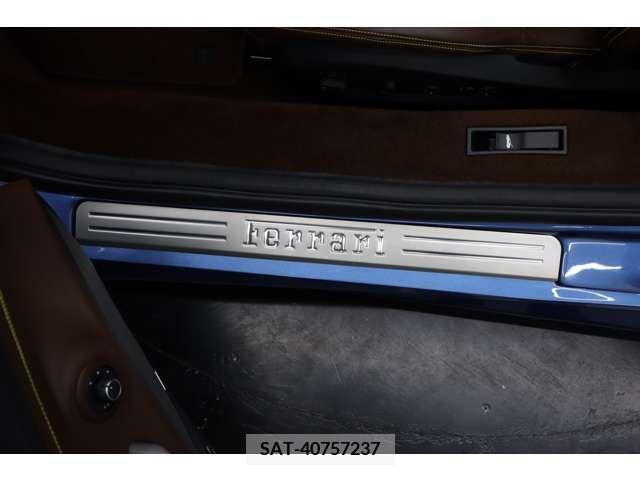 Ferrari 488 Spider 2018-08 240848-18