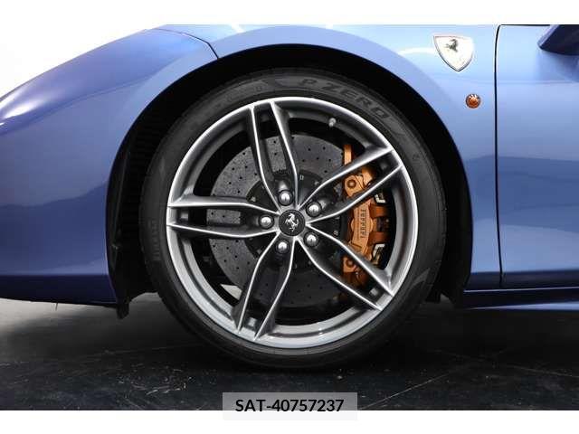 Ferrari 488 Spider 2018-08 240848-3