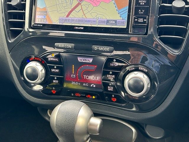 Nissan JUKE 2013-05 12483-17