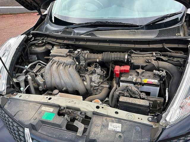 Nissan JUKE 2013-05 12483-27