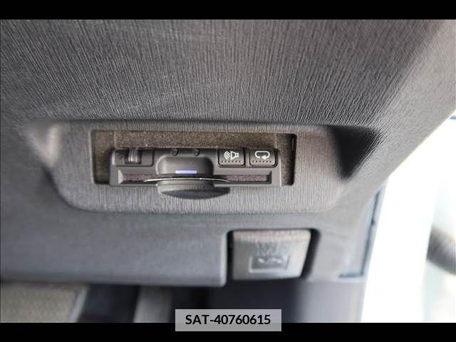 Toyota PRIUS 2014-02 352306-29