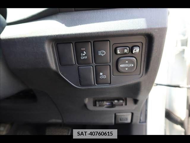 Toyota PRIUS 2014-02 352306-28