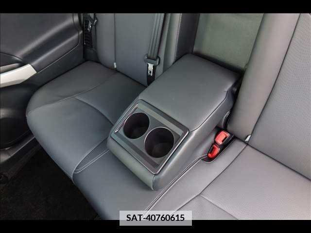 Toyota PRIUS 2014-02 352306-21