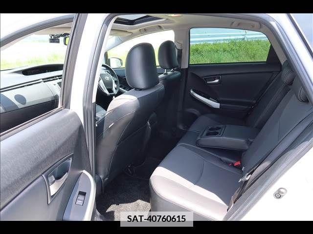 Toyota PRIUS 2014-02 352306-20