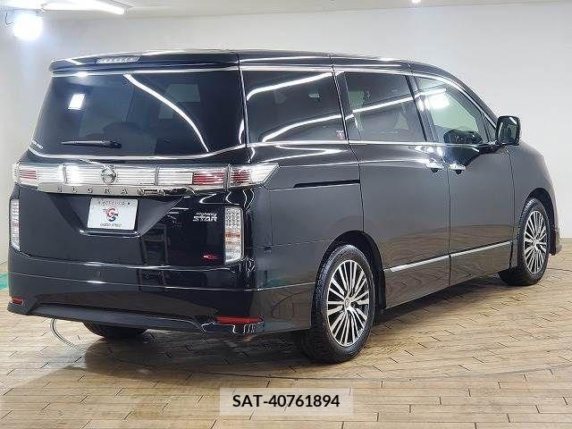 Nissan ELGRAND 2020-12 332564-13
