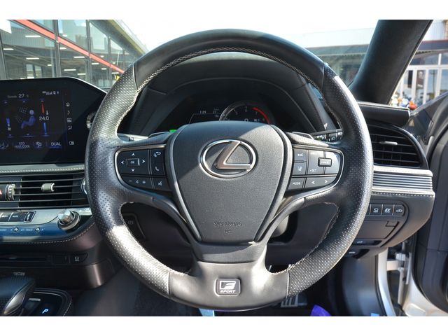 Lexus LS 2020-11 21525-7