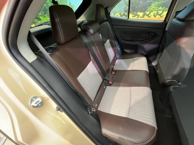 Toyota YARIS CROSS 2022-03 192565-9