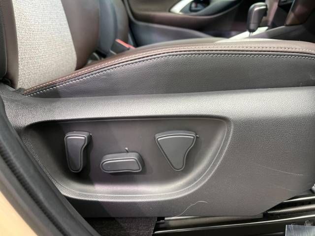 Toyota YARIS CROSS 2022-03 192565-5