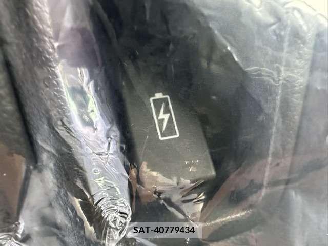 Honda e 2023-10 378569-10