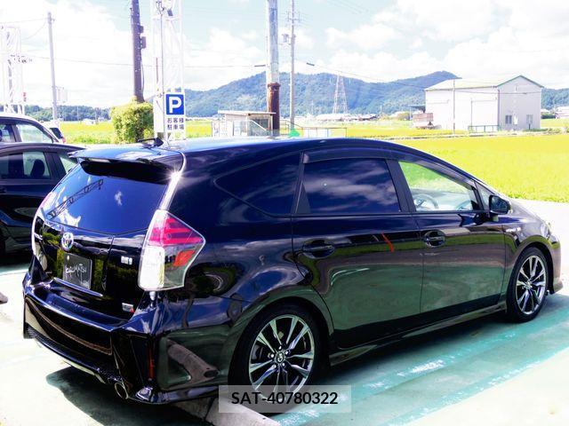 Toyota PRIUS ALPHA 2015-06 371893-4
