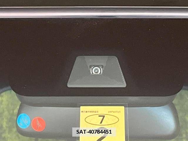 Honda N BOX CUSTOM 2017-10 345692-3