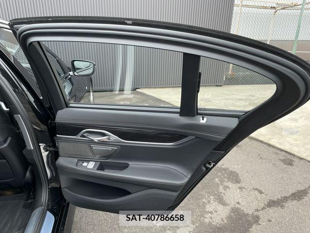 Bmw 7 SERIES 2016-09 209768-14