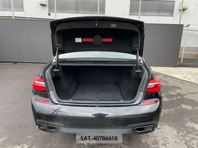Bmw 7 SERIES 2016-09 209768-9