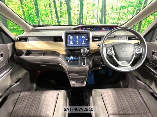 Honda FREED 2017-10 360538-1