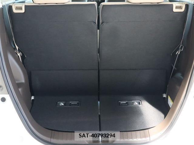 Honda N BOX 2022-10 341817-27