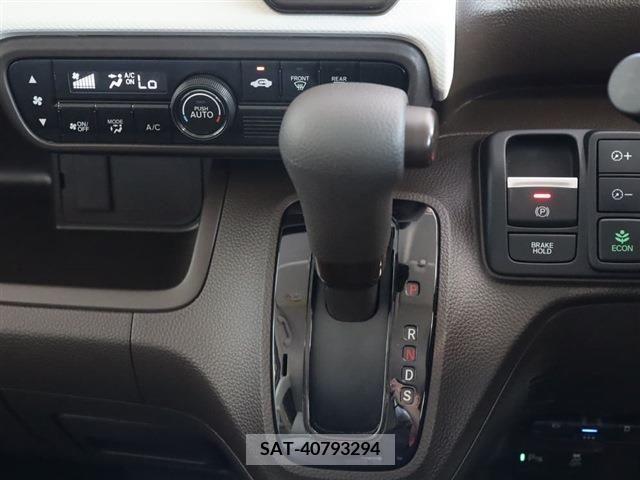 Honda N BOX 2022-10 341817-13