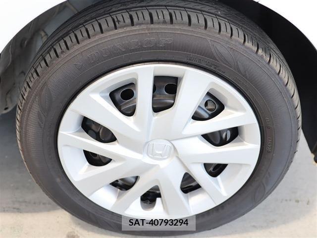 Honda N BOX 2022-10 341817-9