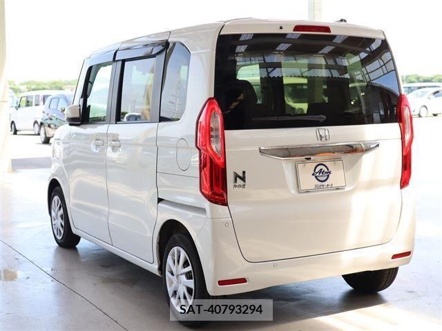 Honda N BOX 2022-10 341817-5