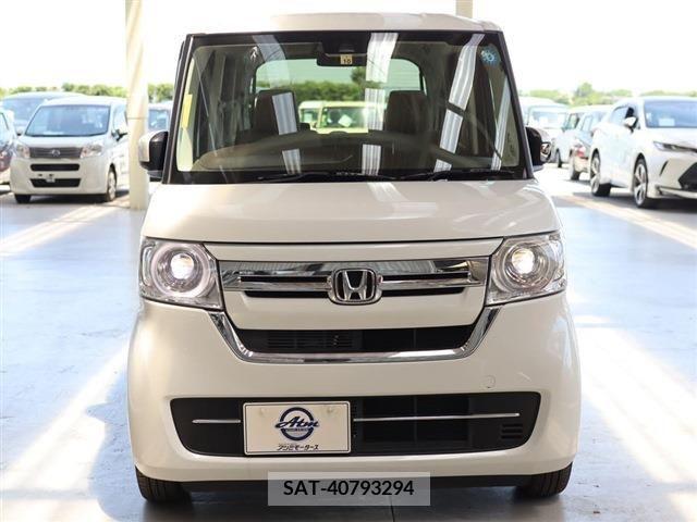 Honda N BOX 2022-10 341817-1