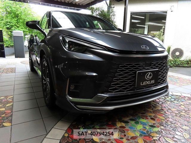 Lexus LBX 2024-05 397119-29