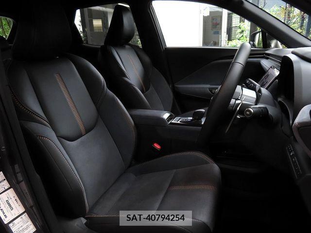 Lexus LBX 2024-05 397119-15