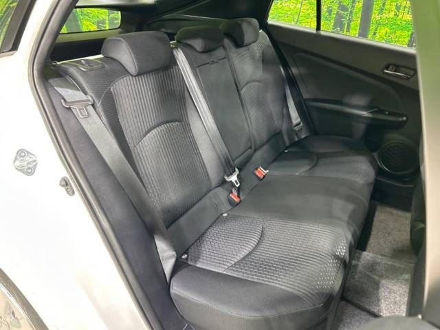 Toyota PRIUS 2018-08 9501-9