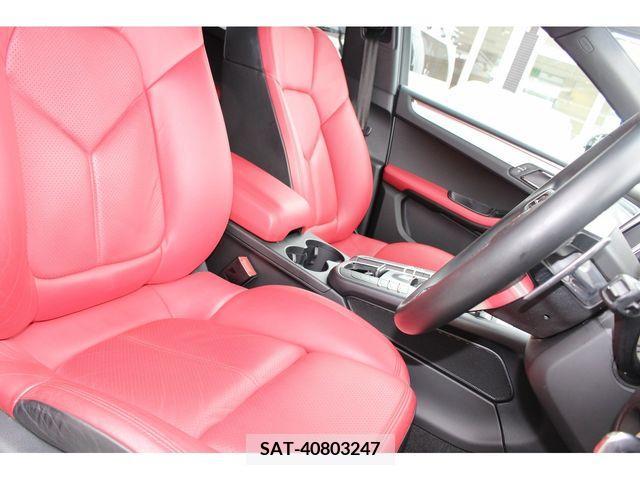 Porsche MACAN 2015-08 375656-18